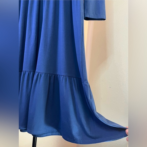 Blue Long-Sleeve Maxi Dress by Angashion - Picture 13 of 15